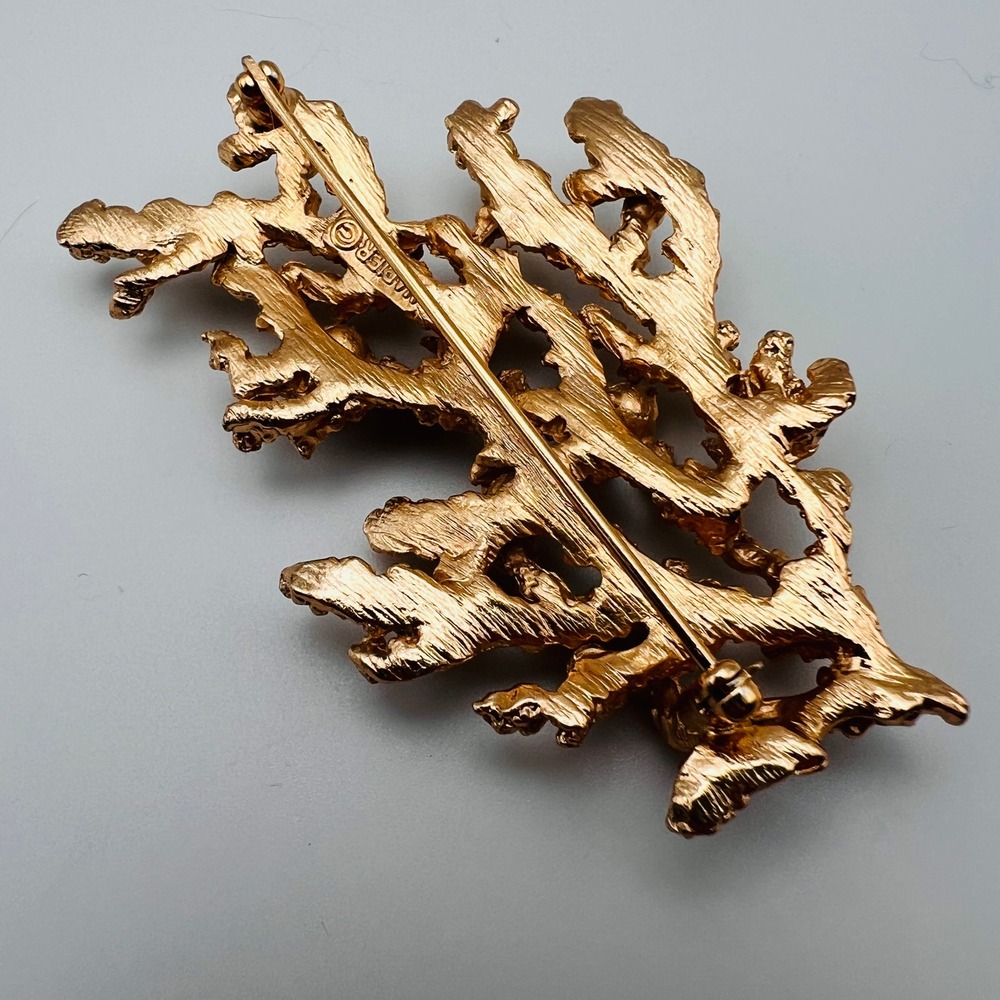 Vintage Napier Coral Foliage Brooch Textured Gold Tone Pin Modern Statement - Picture 6 of 8